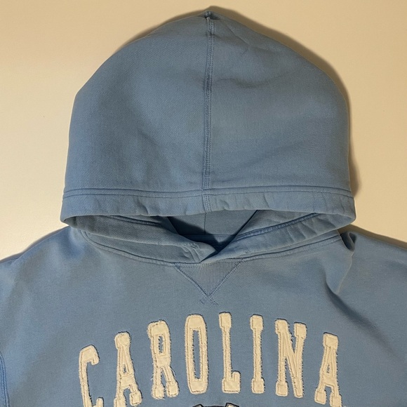Colosseum Tar Heels Hoodie - University of North Carolina - Size Large - Picture 3 of 14
